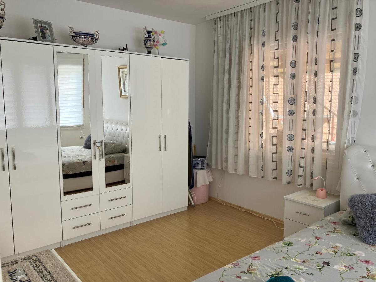 Apartamani Evelin Veliko Gradište Esterno foto