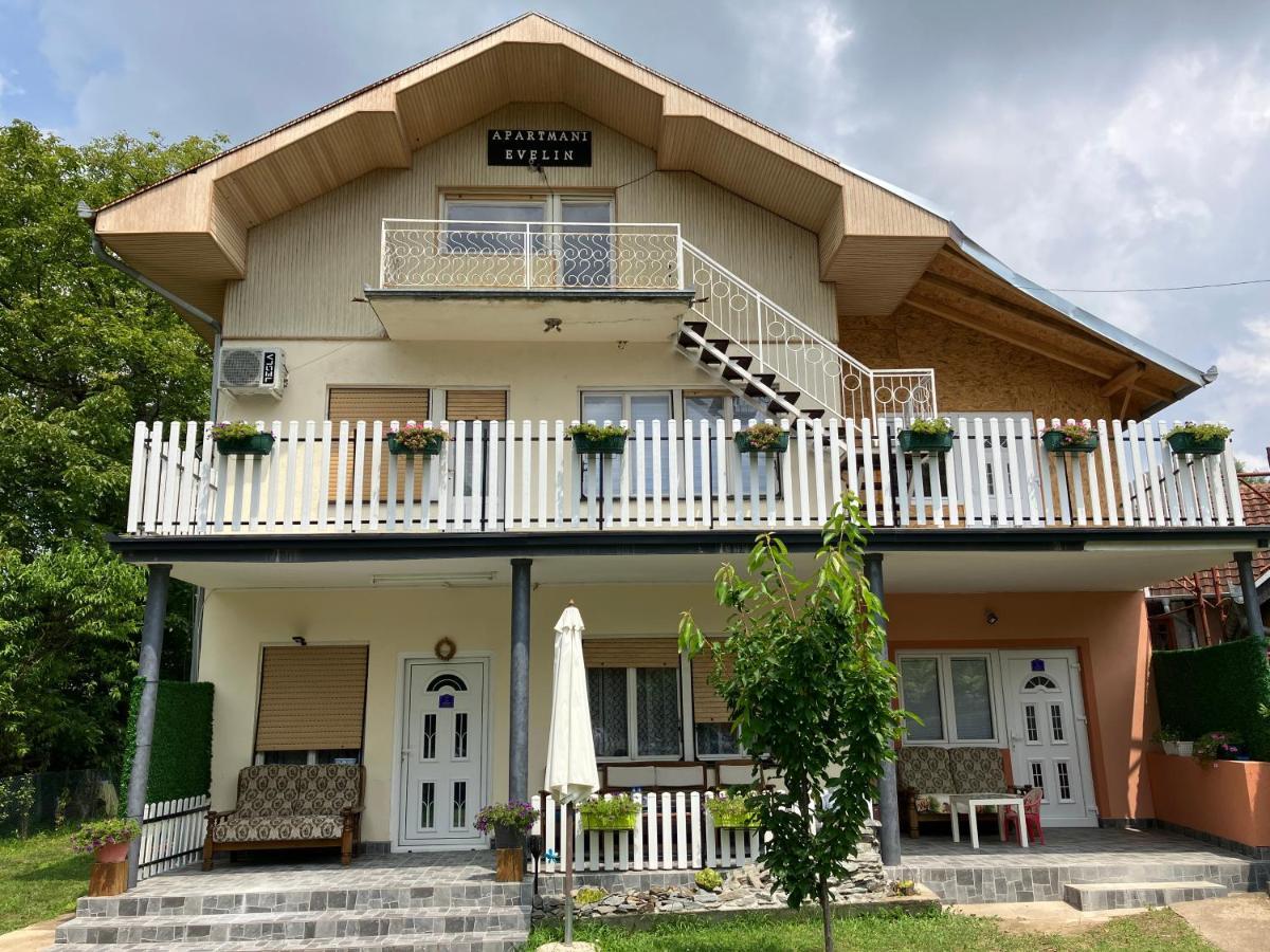 Apartamani Evelin Veliko Gradište Esterno foto